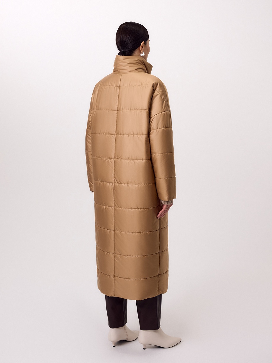 Утепленное стеганое женское пальто с мембраной