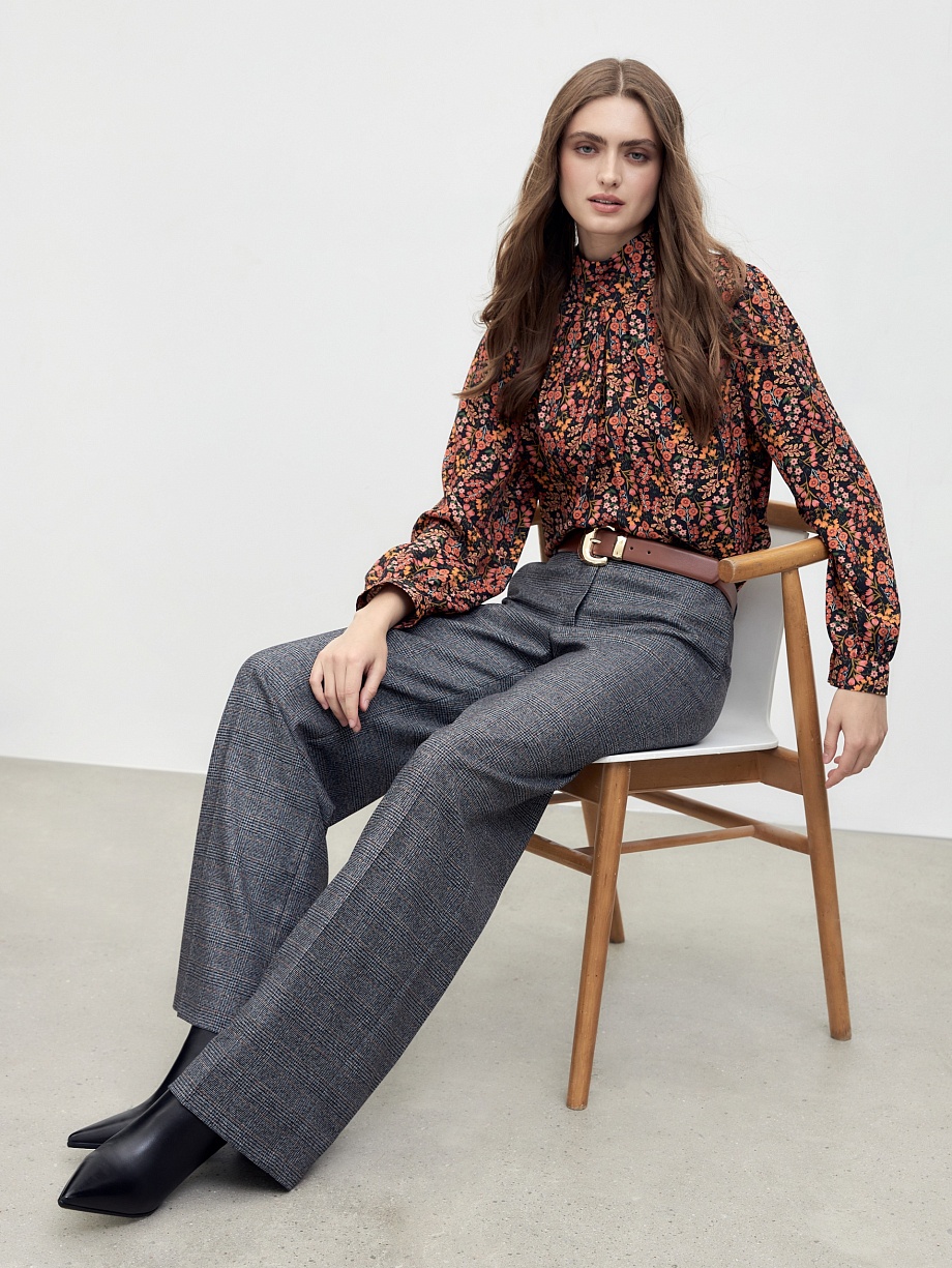 Классические прямые брюки со стрелками