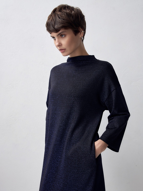 Свободное платье из трикотажа с люрексом