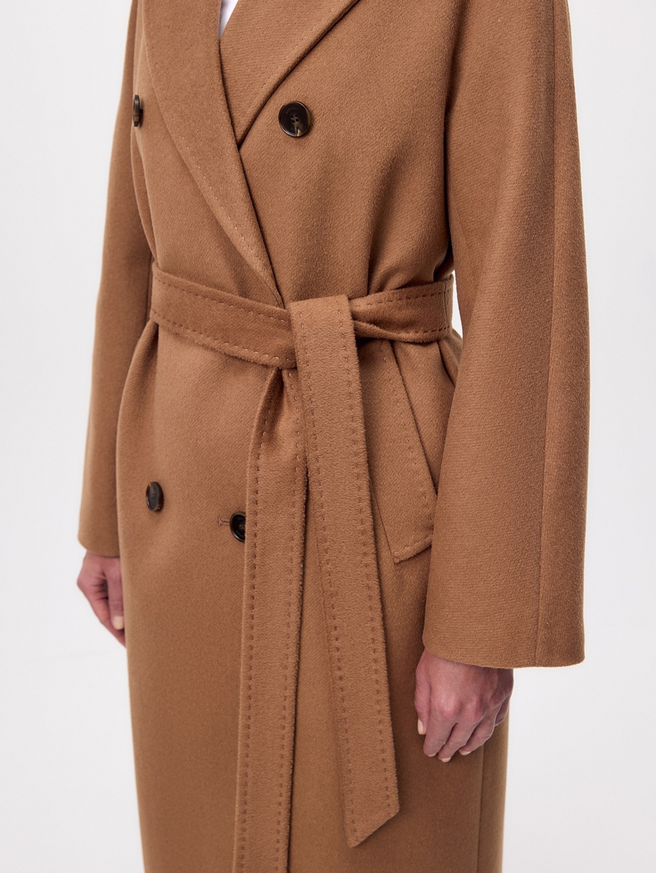 Пальто из шерсти с мембраной и утеплённой спинкой