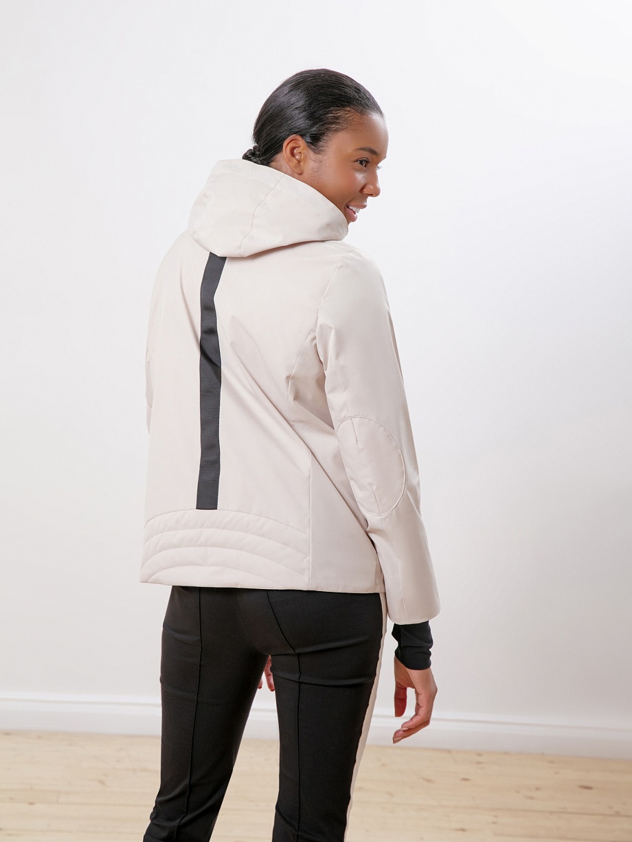 Куртка женская демисезонная с капюшоном