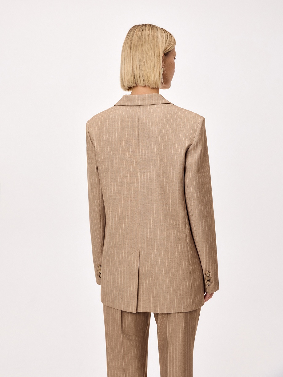 Удлиненный жакет из костюмной ткани