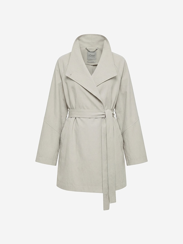 Непромокаемый укороченный плащ с сумкой из той же ткани