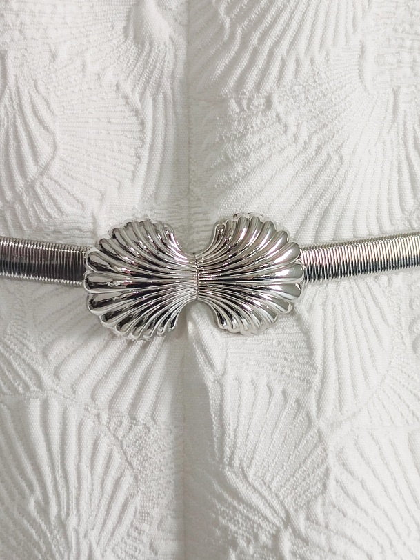 Платье-футляр из фактурного жаккарда