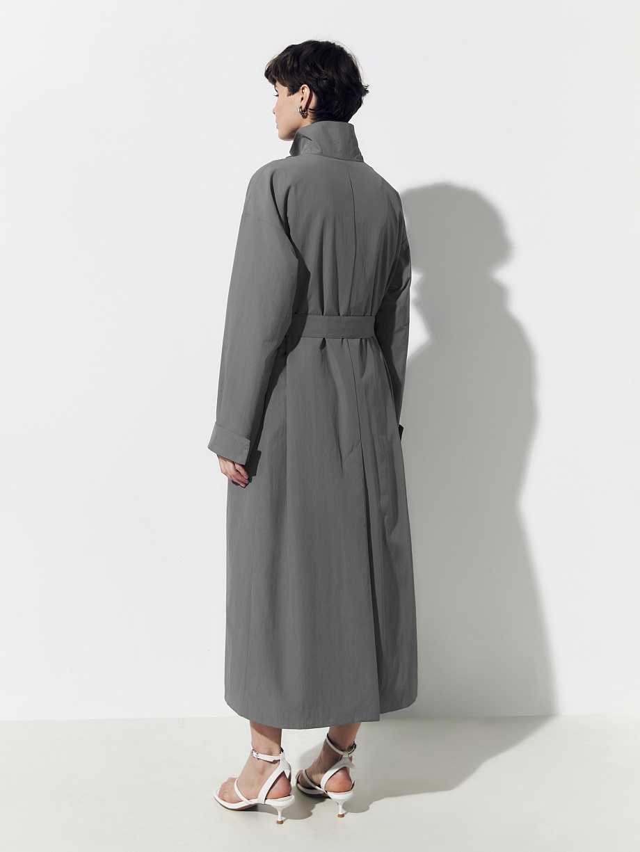 Непромокаемый плащ прямого силуэта