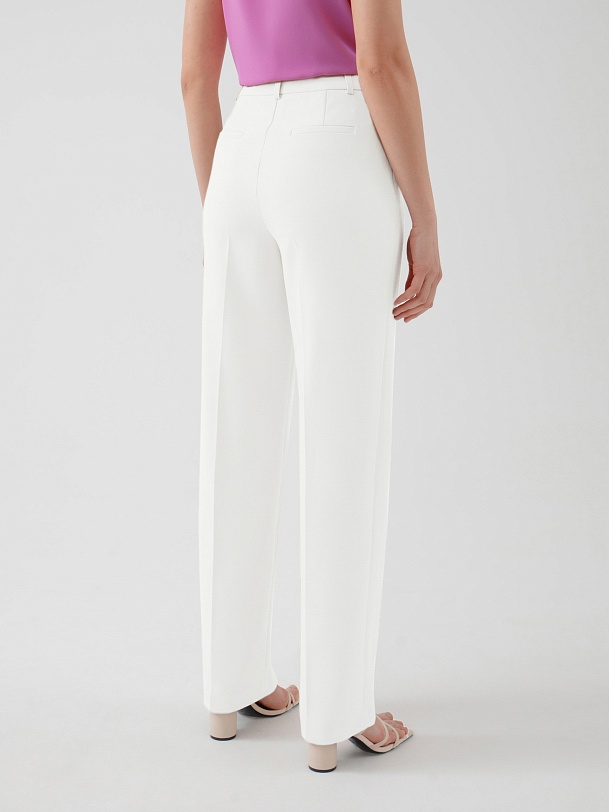 Прямые костюмные брюки