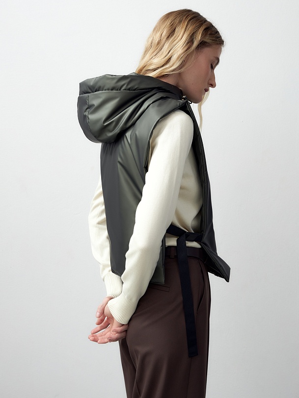 Непромокаемый съемный капюшон с манишкой