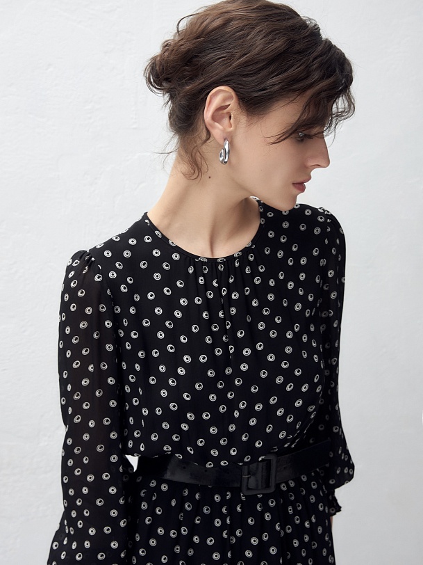 Прямое платье из принтованной вискозной ткани