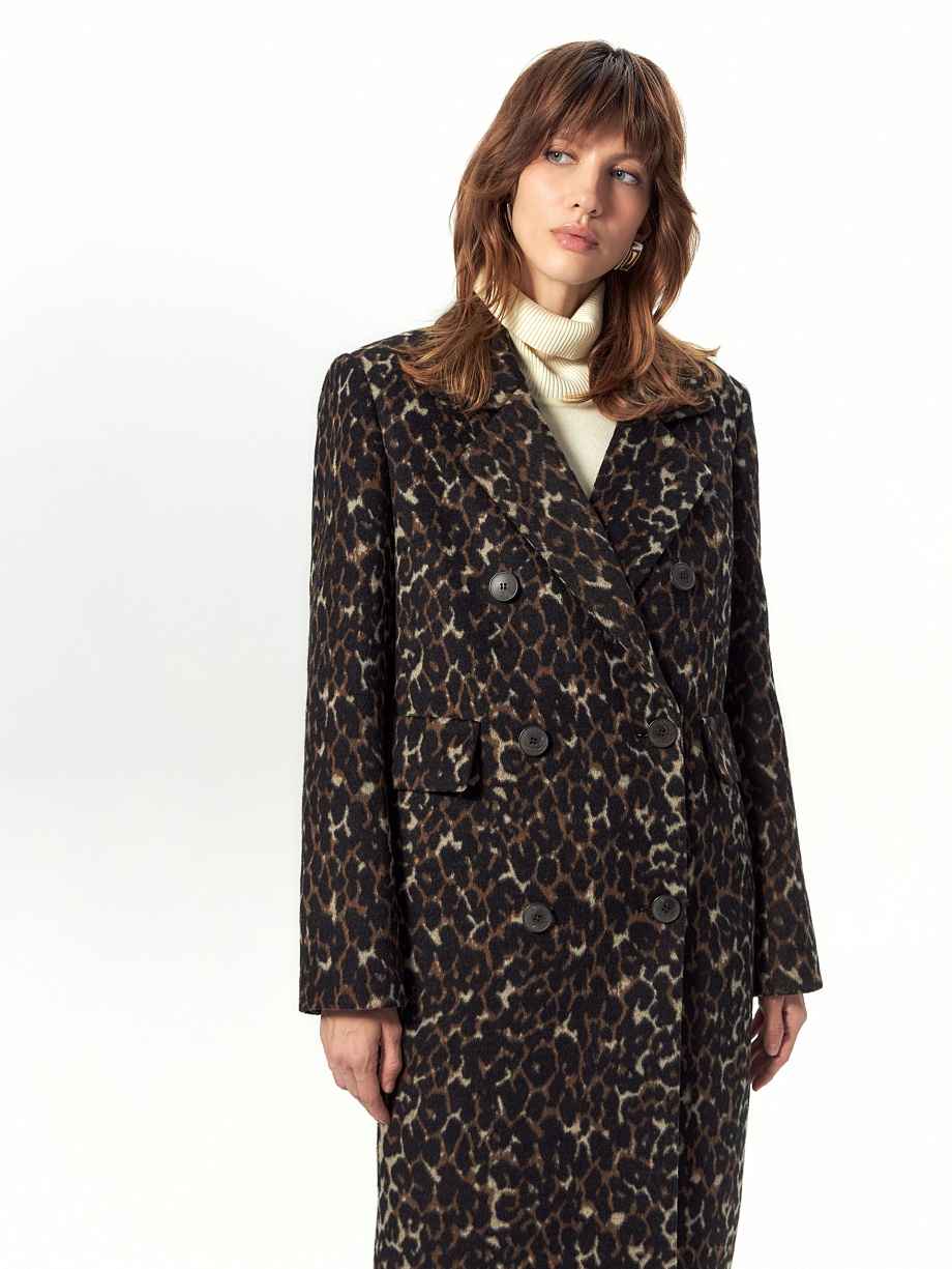 Пальто из шерсти с мембраной и утеплённой спинкой