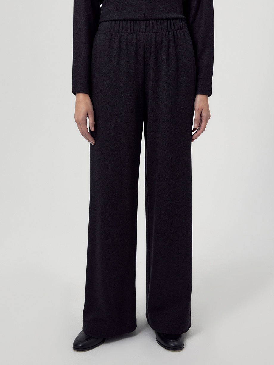 Брюки трикотажные на резинке