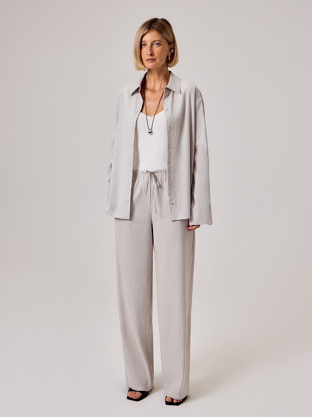 Рубашка из льняной ткани