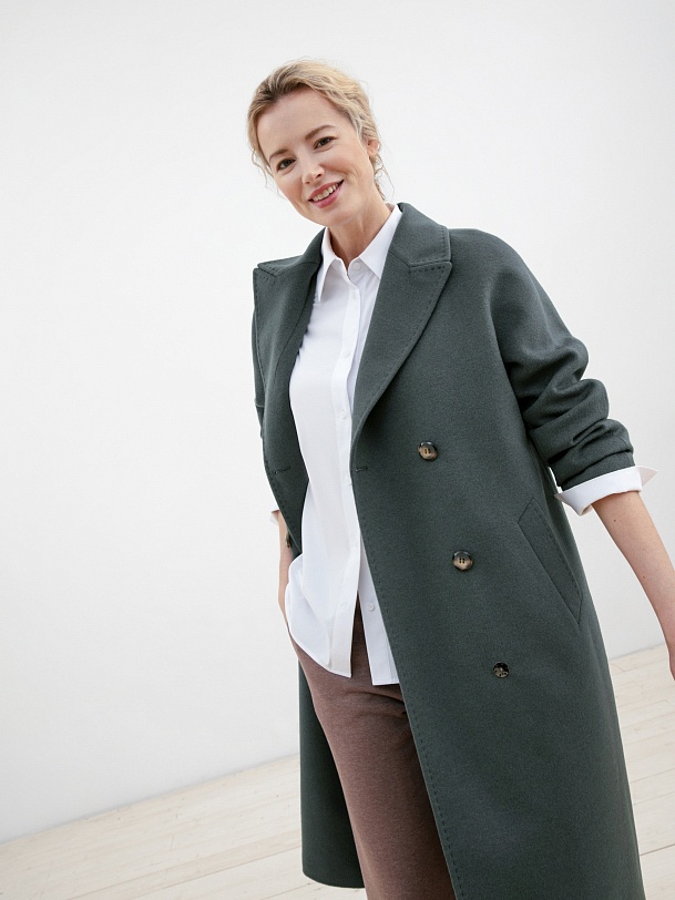 Шерстяное пальто приталенное с мембраной