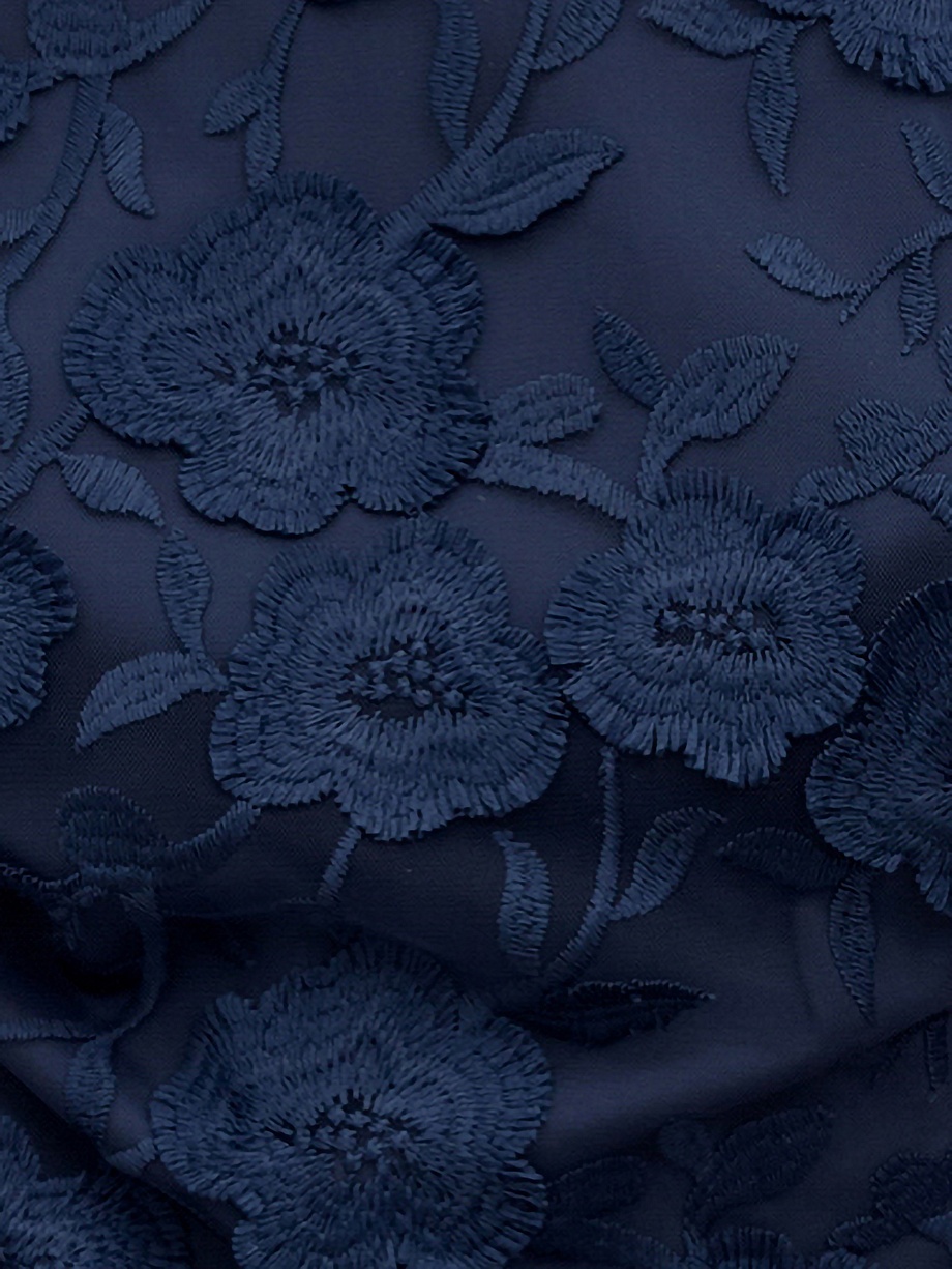 Блузка гипюровая без рукавов