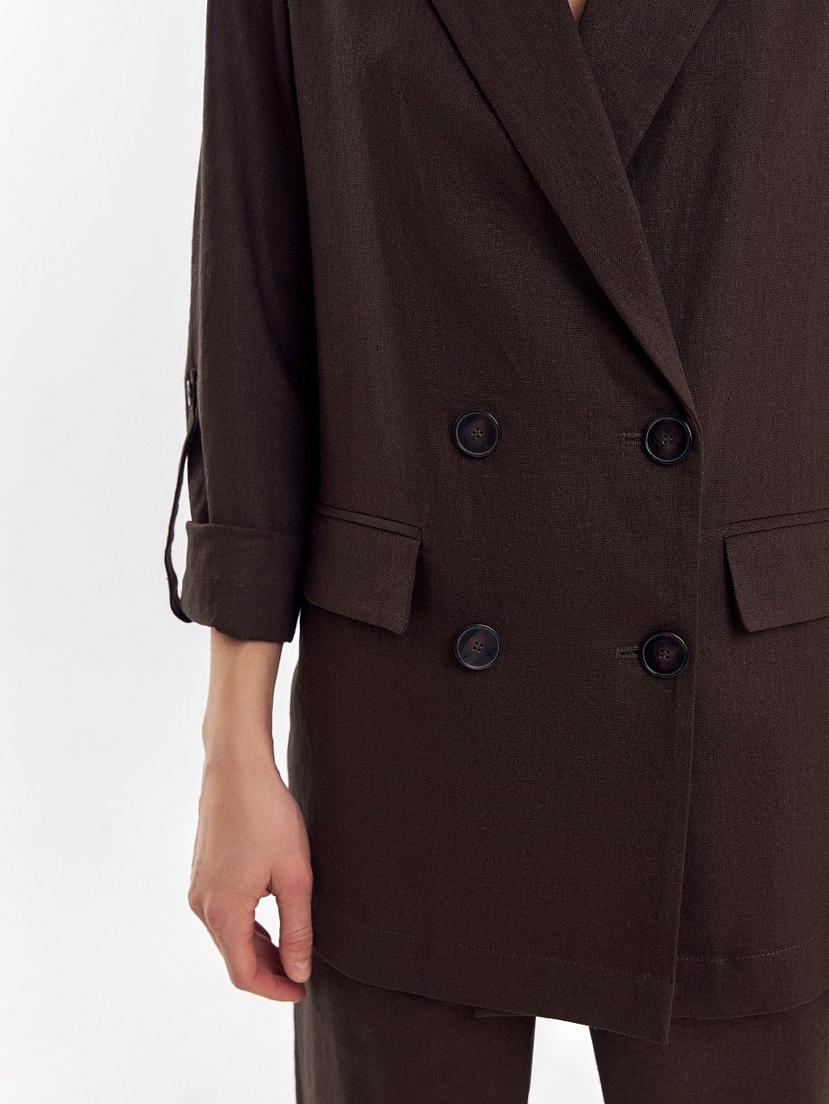 Классический двубортный жакет из льна