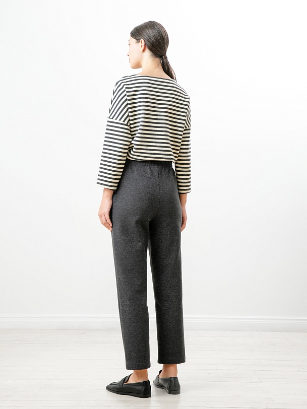 Трикотажные брюки с эластичным поясом