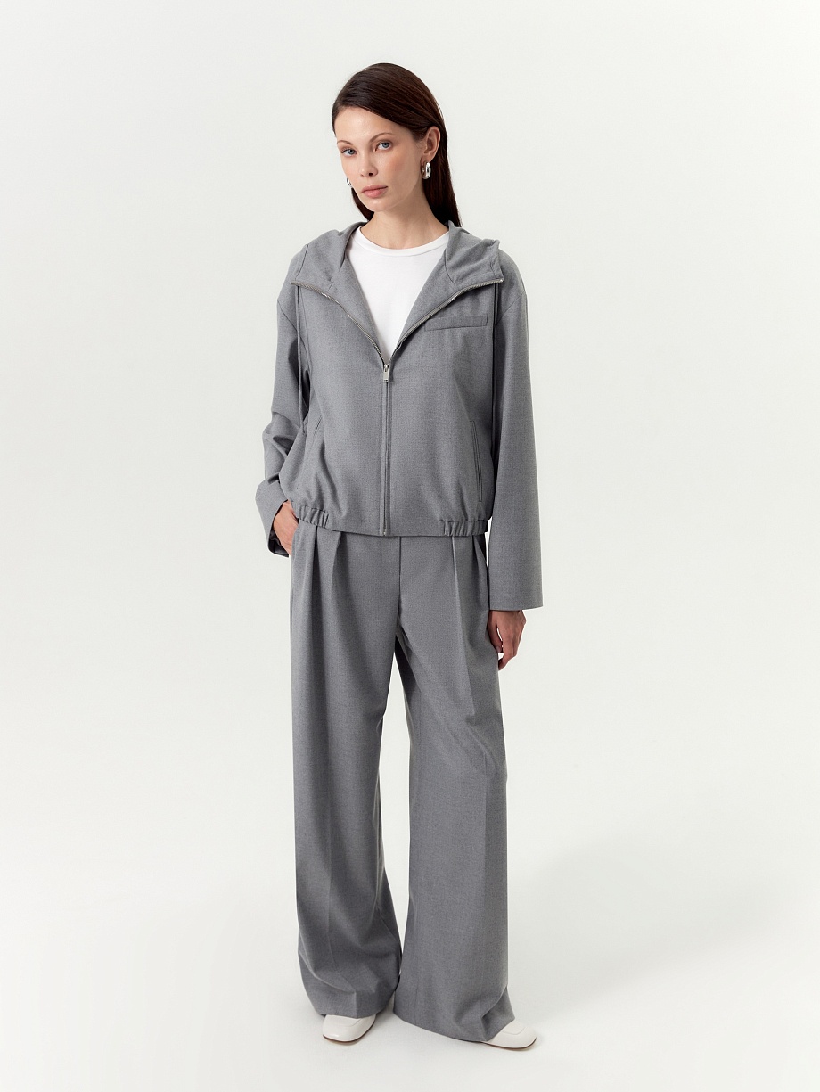 Жакет-бомбер на молнии