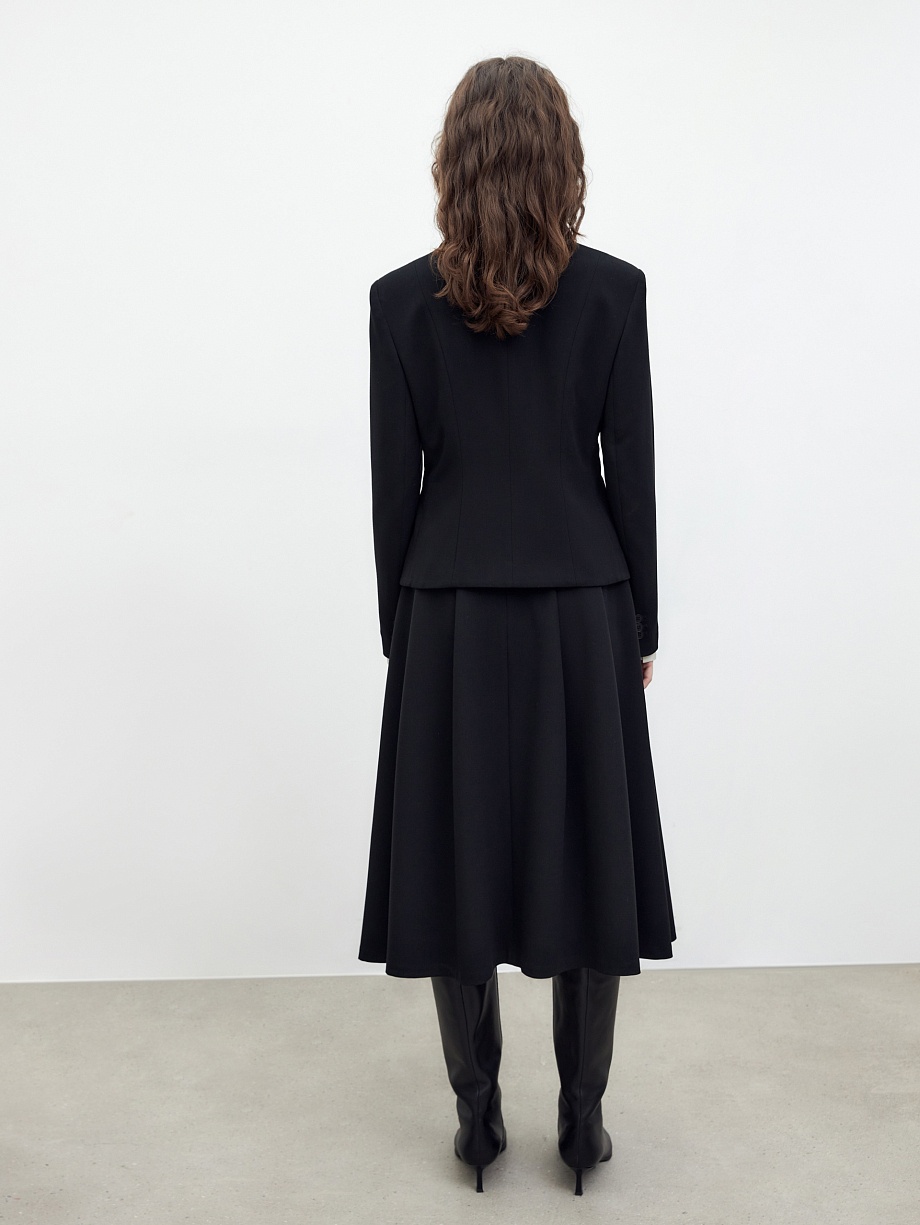 Классический укороченный жакет