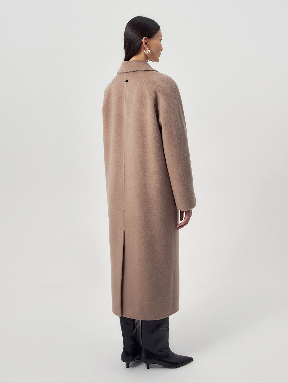 Пальто из шерсти и шелка с мембраной и утеплённой спинкой