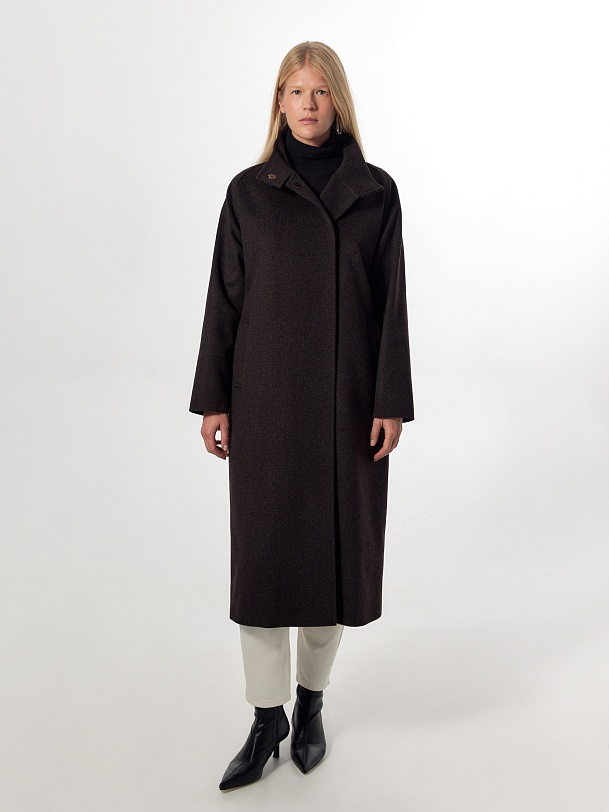 Шерстяное пальто с мембраной и утеплённой спинкой