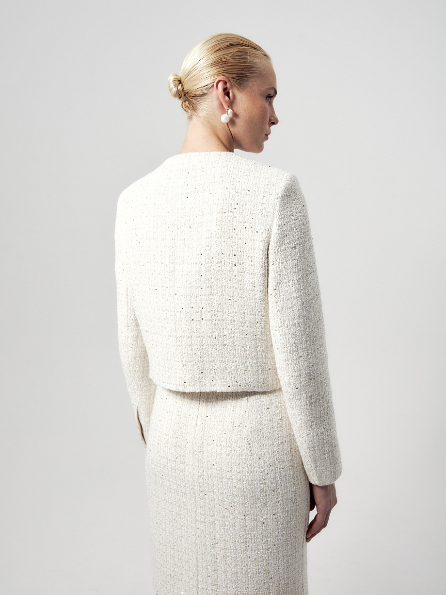 Укороченный жакет из твида с пайетками