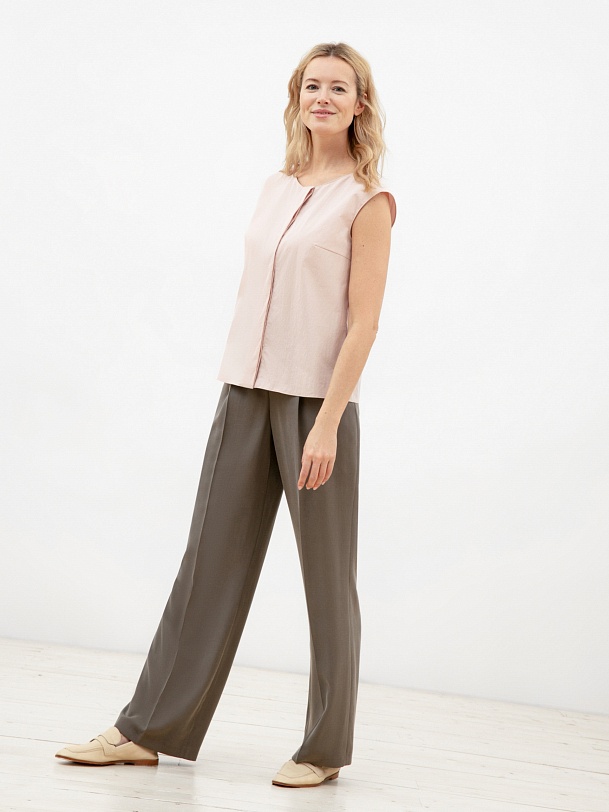 Блузка женская без рукавов