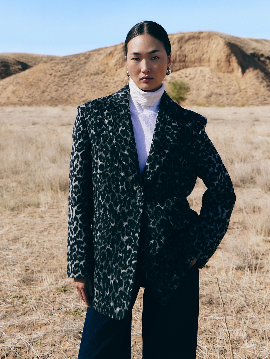 Пальто-жакет из шерсти с мембраной