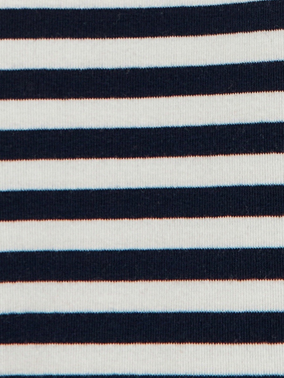 Свободная футболка из хлопка