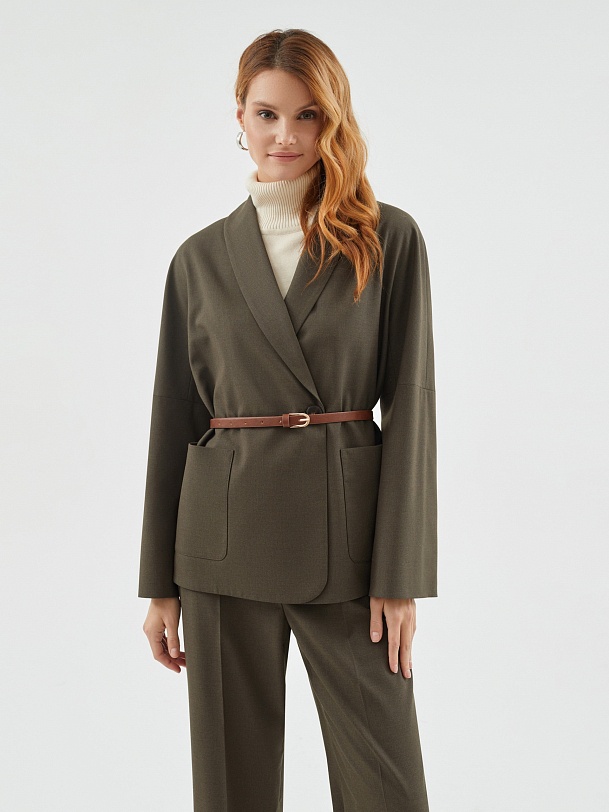 Жакет из костюмной ткани с поясом