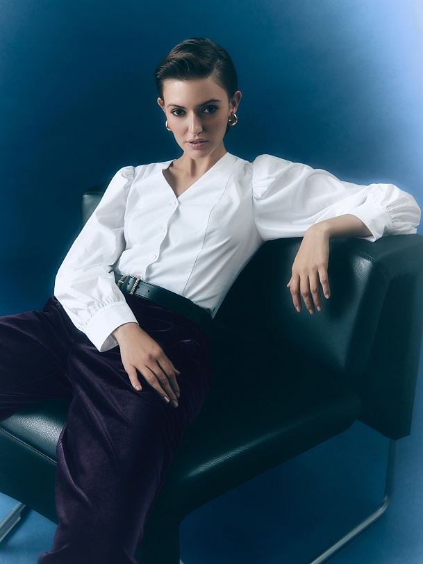 Прямые широкие бархатные брюки