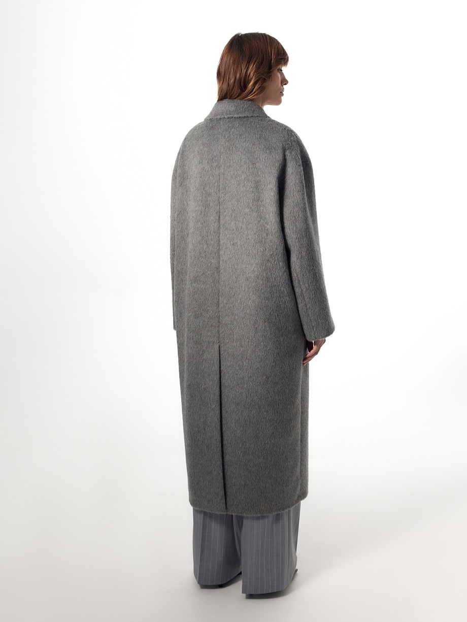 Пальто из шерсти Альпака с мембраной и утеплённой спинкой