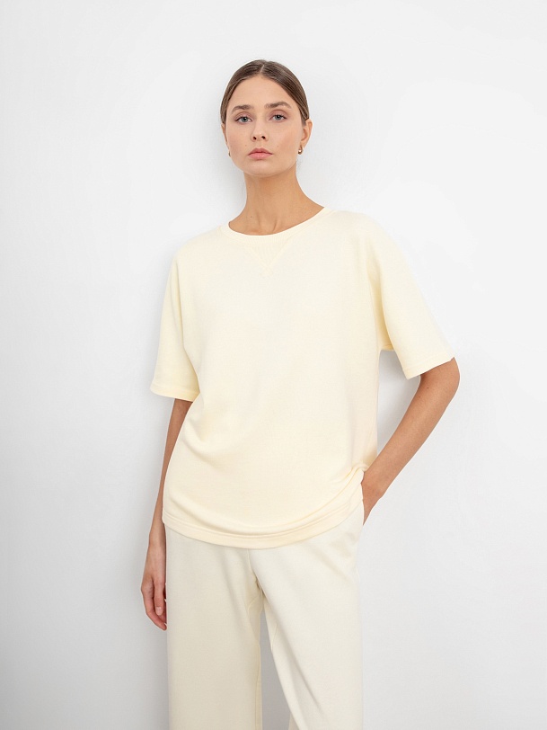 Футболка женская оверсайз цвета ванили