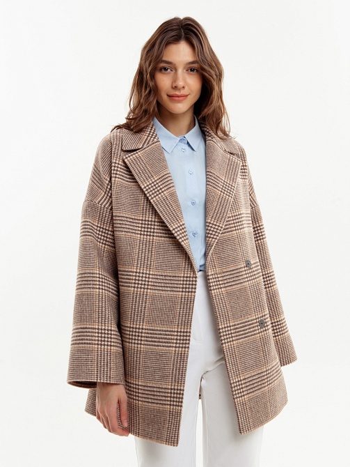 Демисезонное полупальто из шерсти