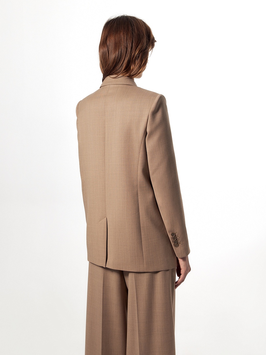 Прямой жакет из премиальной костюмной ткани