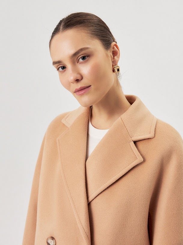 Шерстяное демисезонное полупальто с мембраной