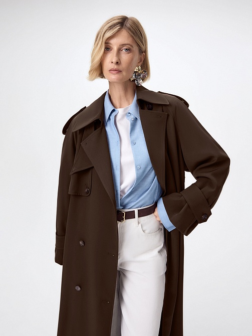 Классический тренч с застёжкой на воротнике