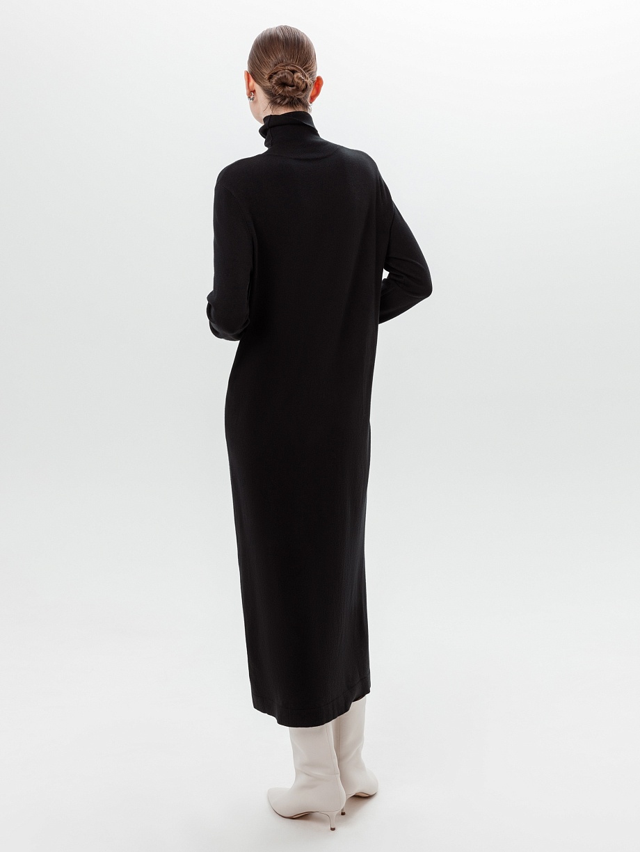 Базовое вязаное платье из вискозы