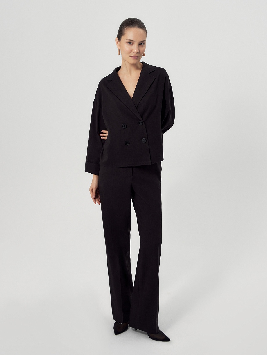 Укороченный жакет из натуральной ткани