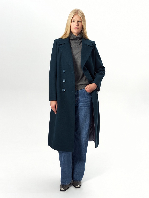 Шерстяное пальто с мембраной и утеплённой спинкой