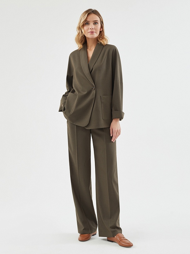 Жакет из костюмной ткани с поясом