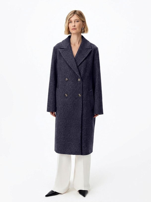 Шерстяное пальто с мембраной и утеплённой спинкой