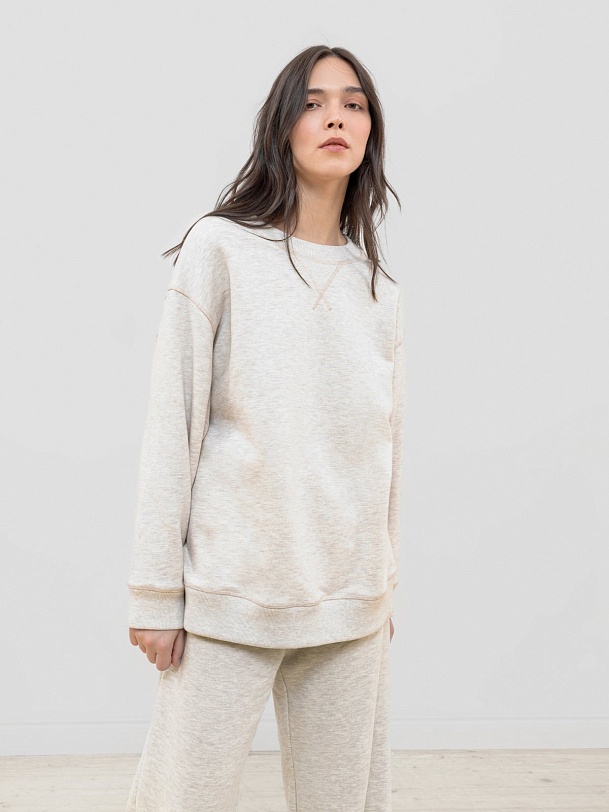 Прямой свободный свитшот