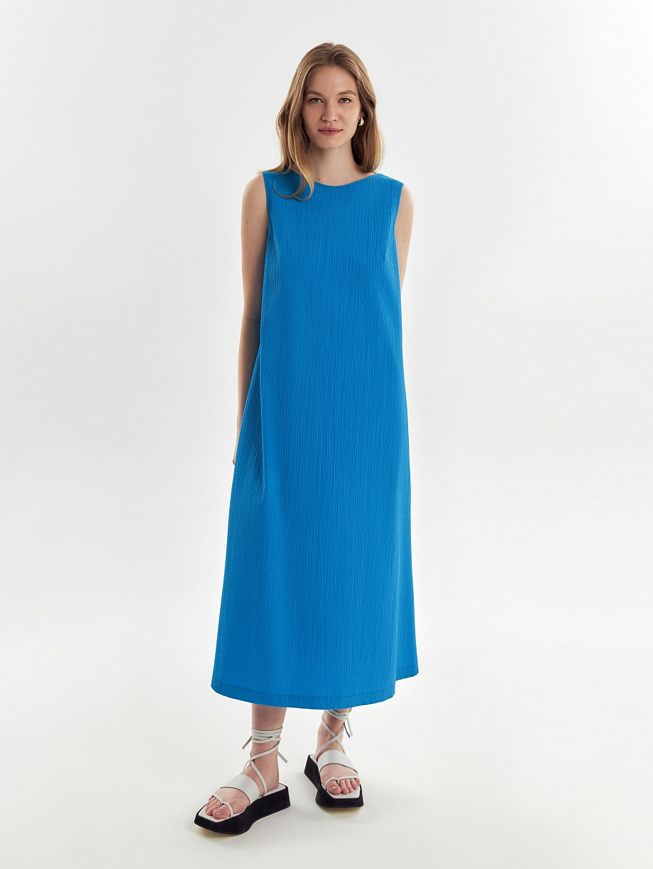 Свободное летнее платье из фактурного хлопка