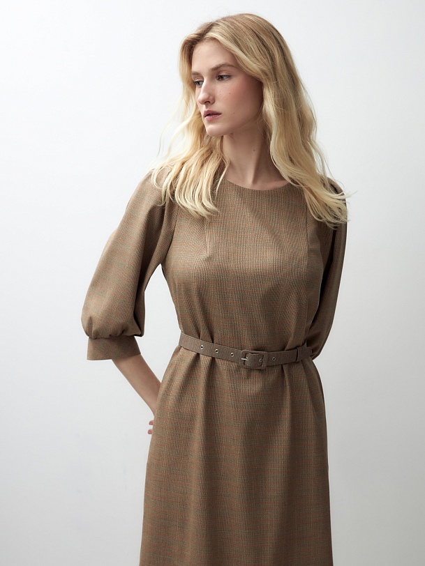 Платье-трапеция из костюмной ткани