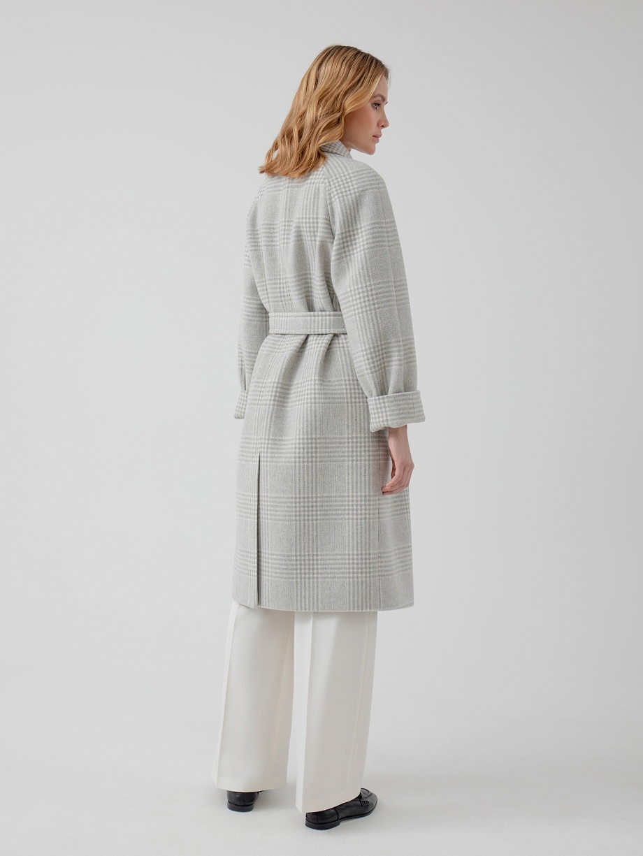 Шерстяное демисезонное пальто с мембраной