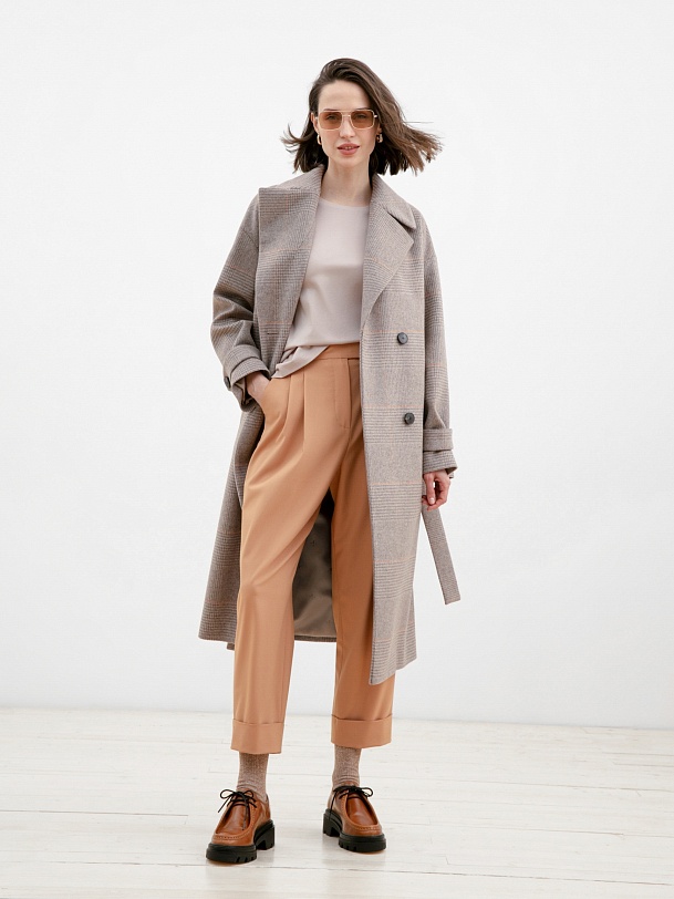 Шерстяное пальто демисезонное приталенное с мембраной