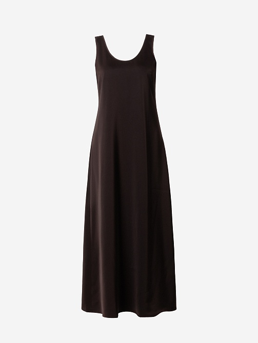 Атласное платье в бельевом стиле