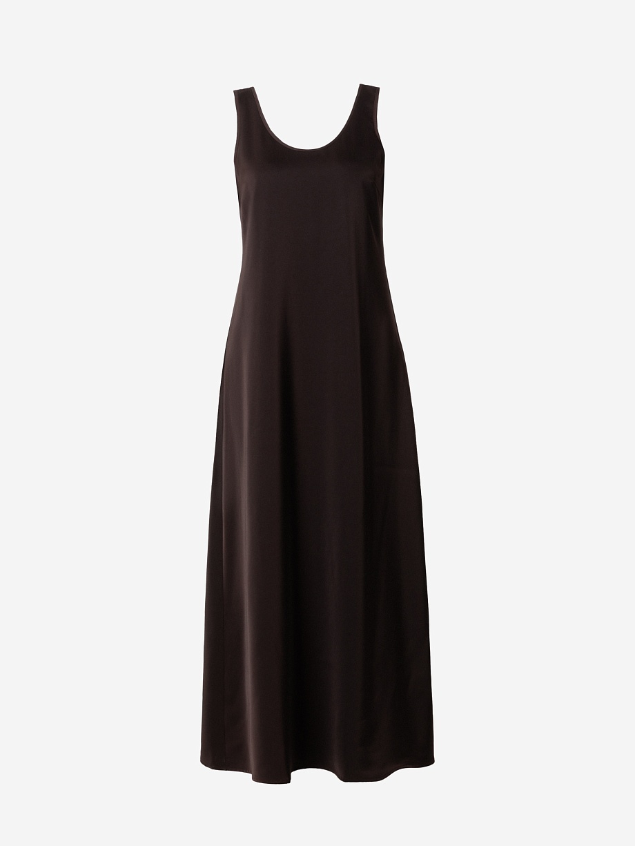 Атласное платье в бельевом стиле