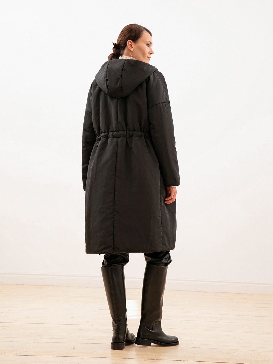 Зимнее пальто с мембраной, утеплителем и капюшоном