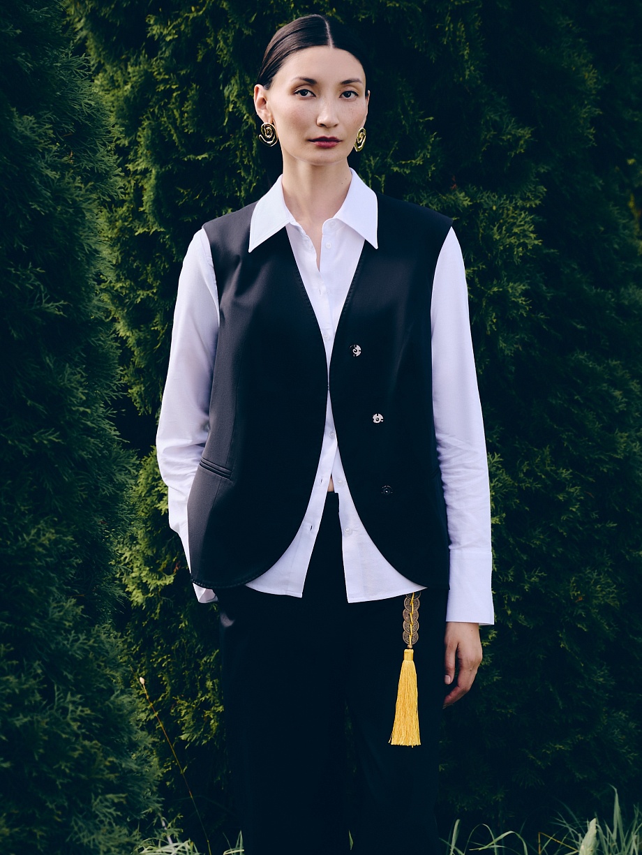 Жилет удлиненный