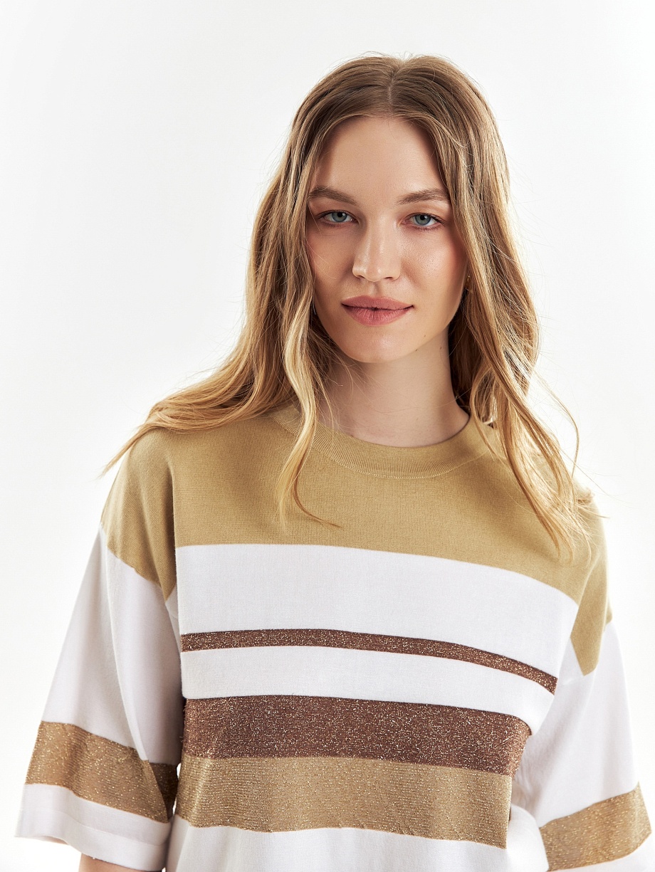 Джемпер с коротким рукавом из тонкого трикотажа